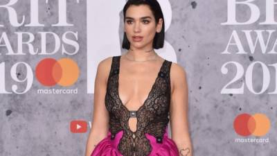 La cantante británica Dua Lipa.