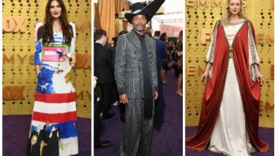 Estas estrellas destacaron por sus atuendos fuera de tono en una noche de glamour en la 71 edición de 'Óscar' de la televisión.Colores estridentes, demasiado volumen o transparencias restaron estilo a estos famosos en la alfombra púrpura de los Premios Emmy 2019.