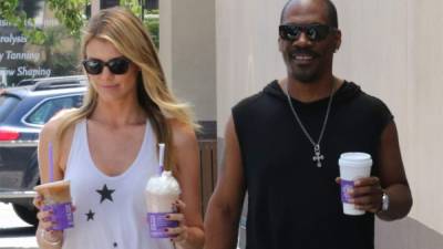 Paige Butcher y Eddie Murphy.