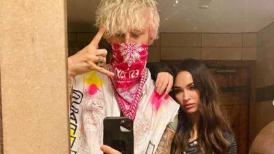 Machine Gun Kelly y Megan Fox viven un intenso romance.