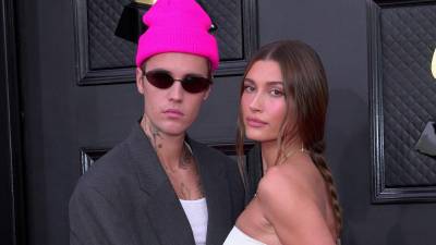 Justin y Hailey Bieber en los premios Grammy, el pasado domingo.