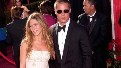 Jennifer Aniston y Brad Pitt en una foto de archivo