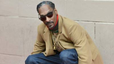 El estadounidense Calvin Cordozar Broadus Jr., más conocido como Snoop Dogg.