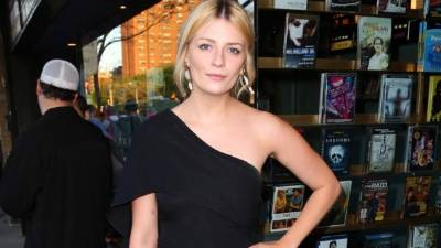 Mischa Barton.