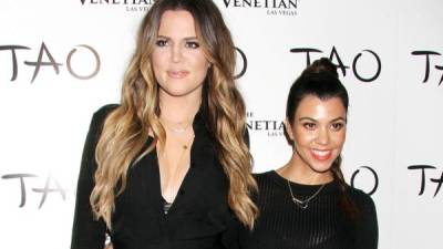 Khloé Kardashian y su hermana Kourtney Kardashian