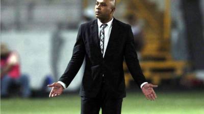 Mauricio Wright, durante el partido contra el Olimpia.