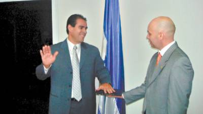 El fiscal general Óscar Chinchilla juramentó a Erick Norman López como nuevo jefe de Administración del MP.
