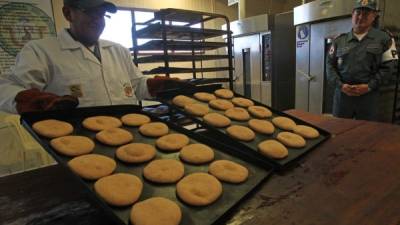 El Ejército boliviano 'combatirá' la carestía de pan provocada por la huelga de panaderos en ese país.