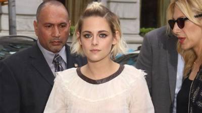 La actriz Kristen Stewart reconoce que antes era muy tímida.