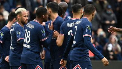 El PSG goleó 3-0 el domingo al FC Girondins de Burdeos, pero se vivieron momentos de tensión ya que sus seguidores los abuchearon. Foto AFP.