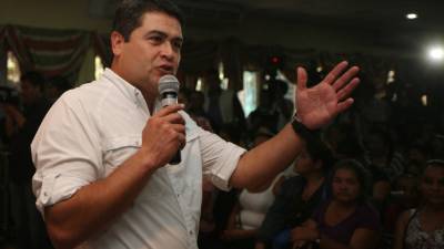 El presidente Juan Orlando Hernández durante su visita a la Portuaria.