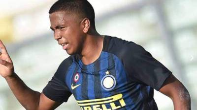 Rivas celebrando su gol. FOTO Inter.