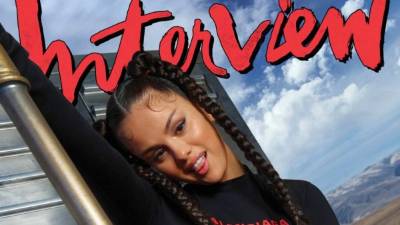 Selena Gómez en la portada de la revista Interview.