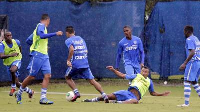 La Bicolor trabajó con mucho optimismo pese al mal tiempo que hubo este sábado en Fort Lauderdale.