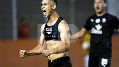 Gerson Rodas le ha dado el triunfo al Honduras Progreso ante Real de Minas. Foto Neptalí Romero