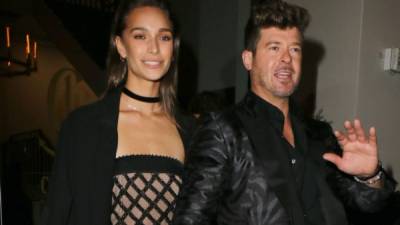 April Love Geary y Robin Thicke.