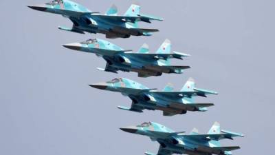 Los cazas rusos realizan una ofensiva aérea contra posiciones del Estado Islámico en Siria.