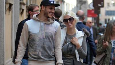 El futbolista Mauro Icardi y su esposa, Wanda Nara.