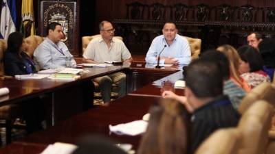 Los representantes de diversas instituciones, encabezadas por el alcalde Armando Calidonio, presentaron los informes de las actividades en materia de prevención.