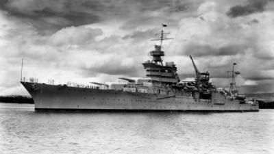 Foto de archivo del USS Indianapolis tomada en 1937, cuando se encontraba estaciondo en Pearl Harbor.
