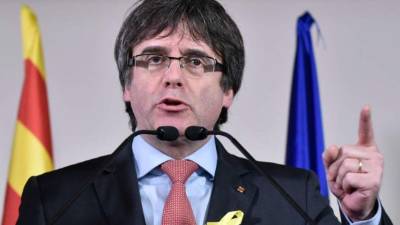 El ex presidente catalán podrá viajar adonde quiera, salvo a España, donde se mantienen las acusaciones en su contra y una orden nacional de arresto. Foto.AFP