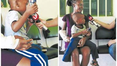 El pequeño Richard perdió su pie derecho en el tren mexicano. Solo tiene dos años y deberá usar prótesis.Emily Bermúdez conversó con el equipo de LA PRENSA sobre su odisea a bordo de la “bestia”.