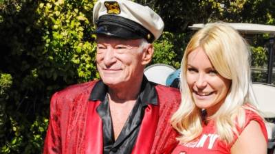 Hugh Hefner y su mujer Crystal