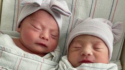 La posibilidad que ocurran este tipo de nacimientos es de una en dos millones, dijeron autoridades del Centro Médico Natividad, de California.