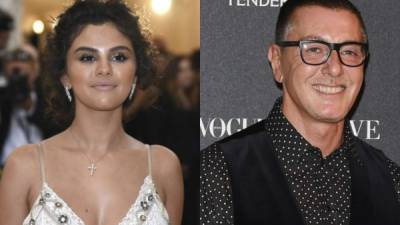 Collage de fotos de Selena Gómez (i) y el diseñador Stefano Gabbana (d). Fotos archivos