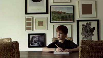 El video, subido a Youtube, supera las 15.000 views y busca que los padres tomen conciencia de que, además de la pareja, los hijos también sufren.