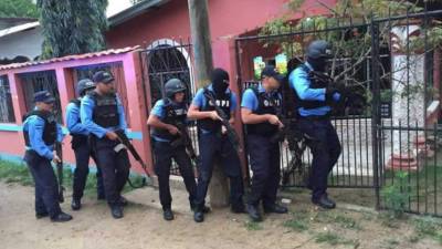 Entre los detenidos, hay quienes supuestamente pertenecen a un derivado de la banda de 'Los Olanchanos', los cuales se hacen llamar 5-3-7. Foto Archivo.