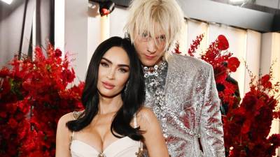 Megan Fox y Machine Gun Kelly en la reciente entrega de los premios Grammy.