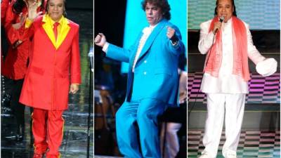 El cantante Juan Gabriel se caracterizó por utilizar propuestas divertidas con sacos de satín, mascadas y broches.