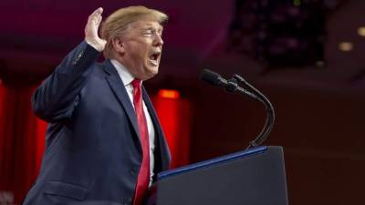 El presidente de Estados Unidos, Donald Trump, ofrece un discurso en la Conferencia de Acción Política Conservadora (CPAC, en inglés) en National Harbor, Maryland (EE.UU.), hoy, 2 de marzo de 2019. EFE