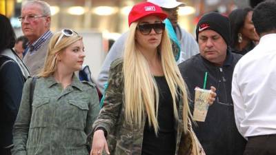 La exestrella de Nickelodeon está fuera de control.