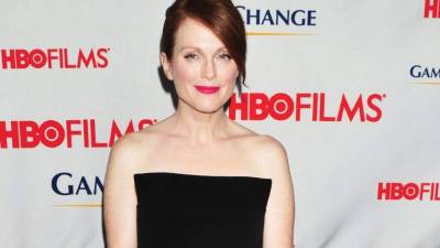Julianne Moore.