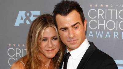 Jennifer Aniston y Justin Theroux en los CriticsÍ Choice Awards de 2016.