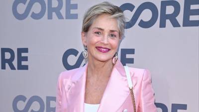 La actriz Sharon Stone, de 66 años de edad.