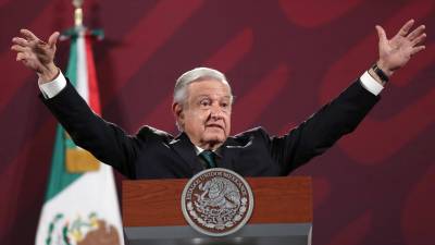 López Obrador dijo que para el sería un “timbre de orgullo” ser considerado “no grato” por Perú.
