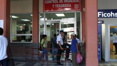 La oficina de Control de Ingresos de la Municipalidad de San Pedro Sula fue una de las intervenidas por la Fiscalía.