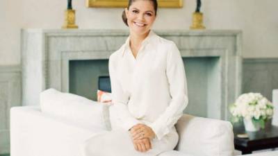 Victoria Ingrid Alice Désirée de Suecia fue vitoreada por la multitud de Estocolmo porque tiene el beneplácito total para que pronto llegue a ser la reina de todos los suecos.