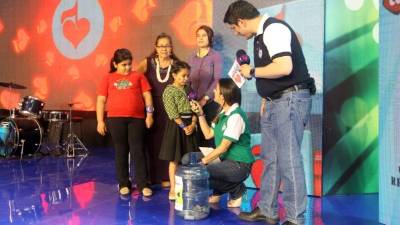 Las donaciones impulsan a la Teletón 2015 hacia la meta de 50 millones.