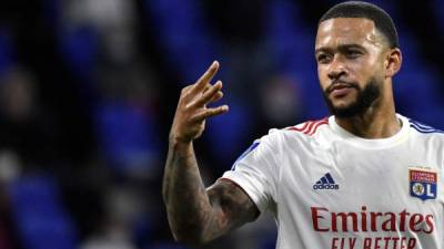 Memphis Depay confirmó que no seguirá en el Lyon la próxima temporada. Foto AFP