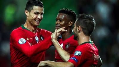 Portugal goleó a Luxemburgo en una buena actuación de Cristiano Ronaldo.