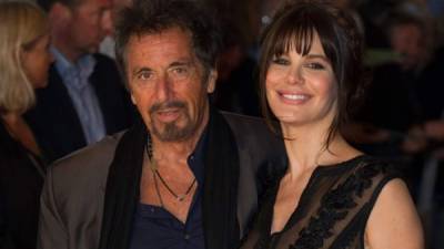 Al Pacino y su ya expareja Lucila Sola, madre de la novia de Leonardo DiCaprio.