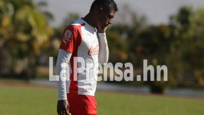 Momento en que Costly recibía la llamada en el que le informaron sobre el accidente de su esposa.