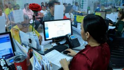 <b><span class=mln_uppercase_mln>Oficinas.</span></b> Pueden acudir alsótano de Galerías del Valle.