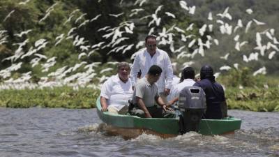 El alcalde Calidonio y miembros de la Corporación recorrieron el lugar. Fotos: Melvin Cubas.