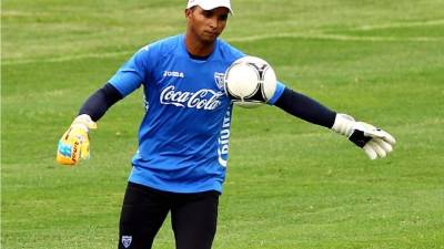 Donis Escober durante un entrenamiento con la Selección de Honduras. Foto de archivo.