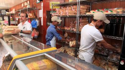 Es clave tener una educación financiera para evitar que un banco le deniegue un préstamo.